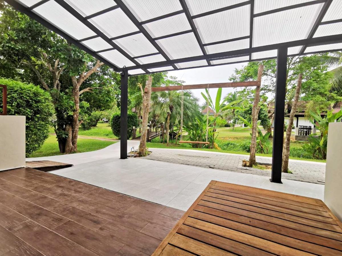 Pathiu Nana Beach Hotel & Resort מראה חיצוני תמונה