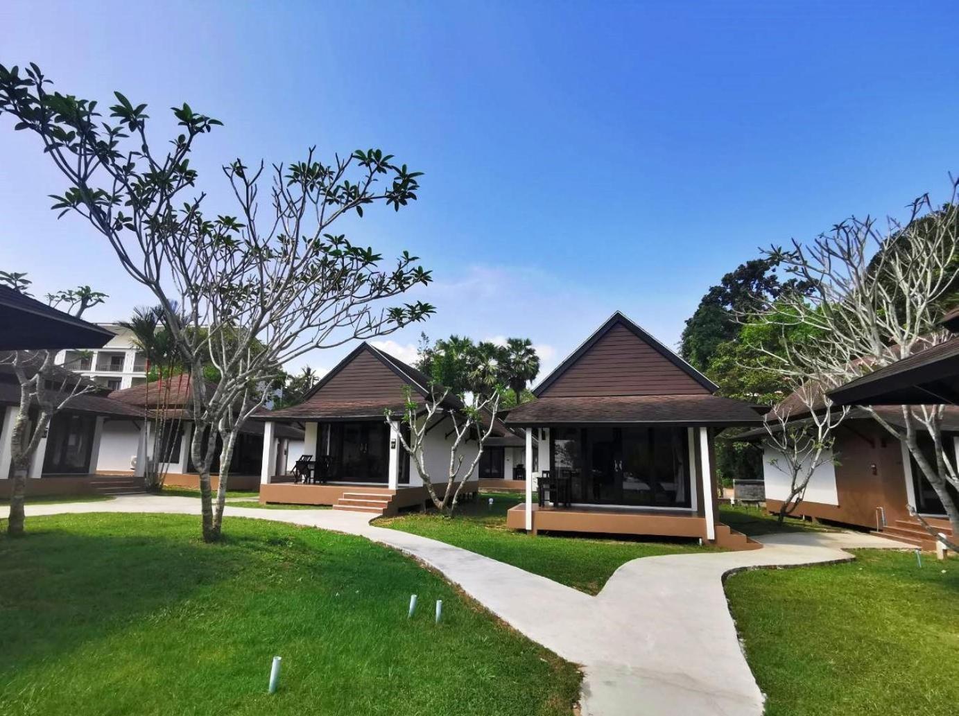 Pathiu Nana Beach Hotel & Resort מראה חיצוני תמונה