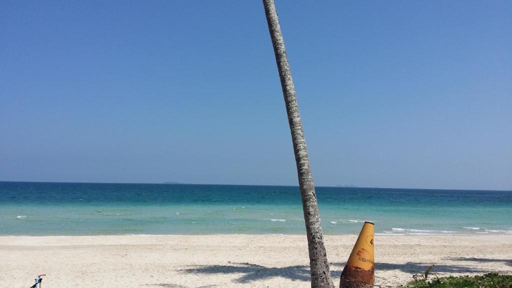 Pathiu Nana Beach Hotel & Resort מראה חיצוני תמונה