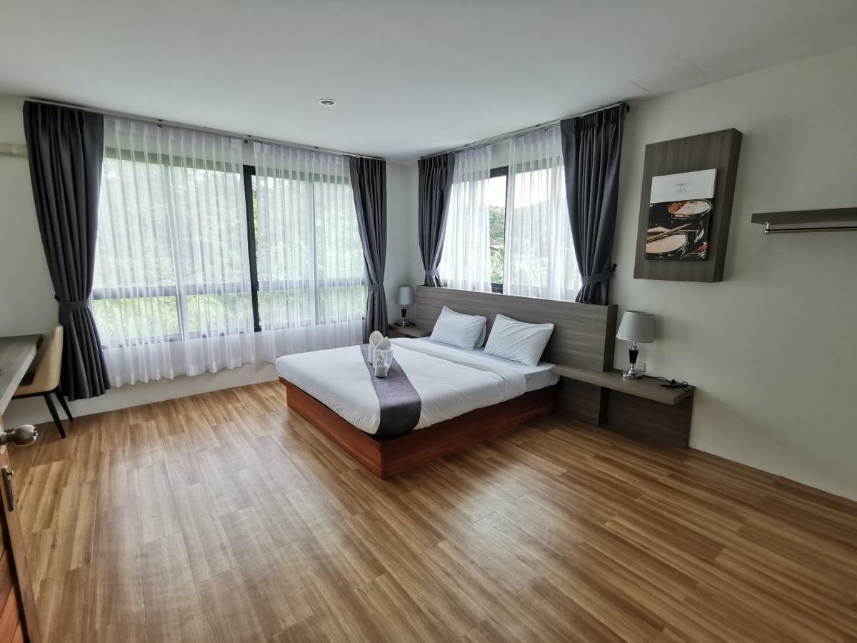 Pathiu Nana Beach Hotel & Resort מראה חיצוני תמונה